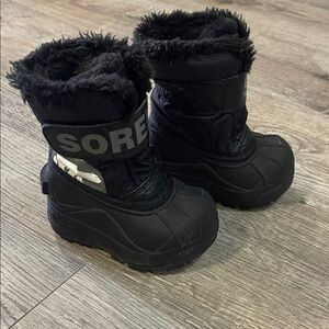 Sorel Black Snow Boots with Fur Lining
